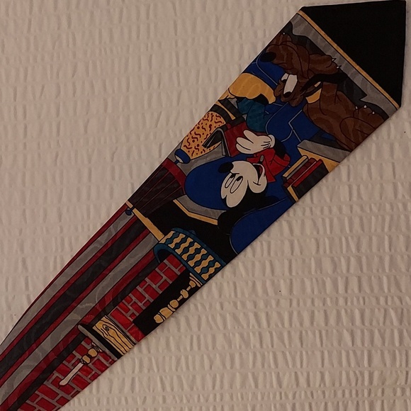 Mackey Mouse Disney tie, GUC - Picture 2 of 3